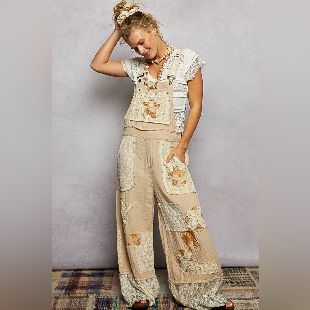 POL Neutral Patchwork Wide-Leg Jumpsuit with Floral Appliqué - Picture 3 of 6
